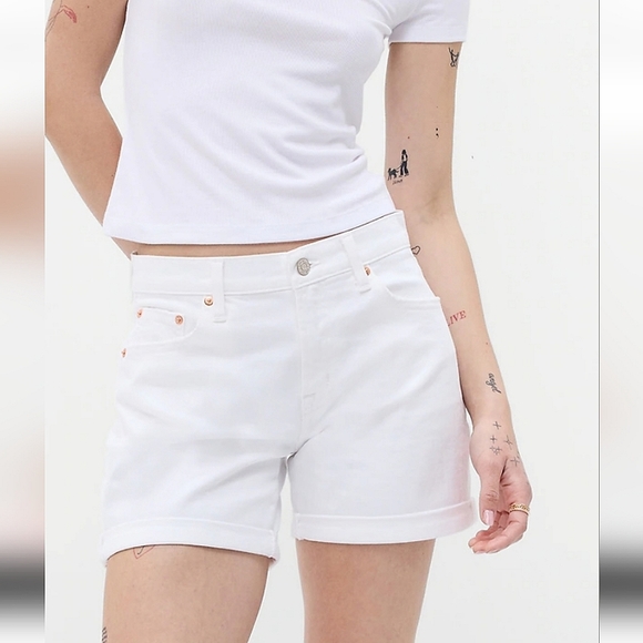 5" Mid Rise Girlfriend Shorts - Picture 2 of 4